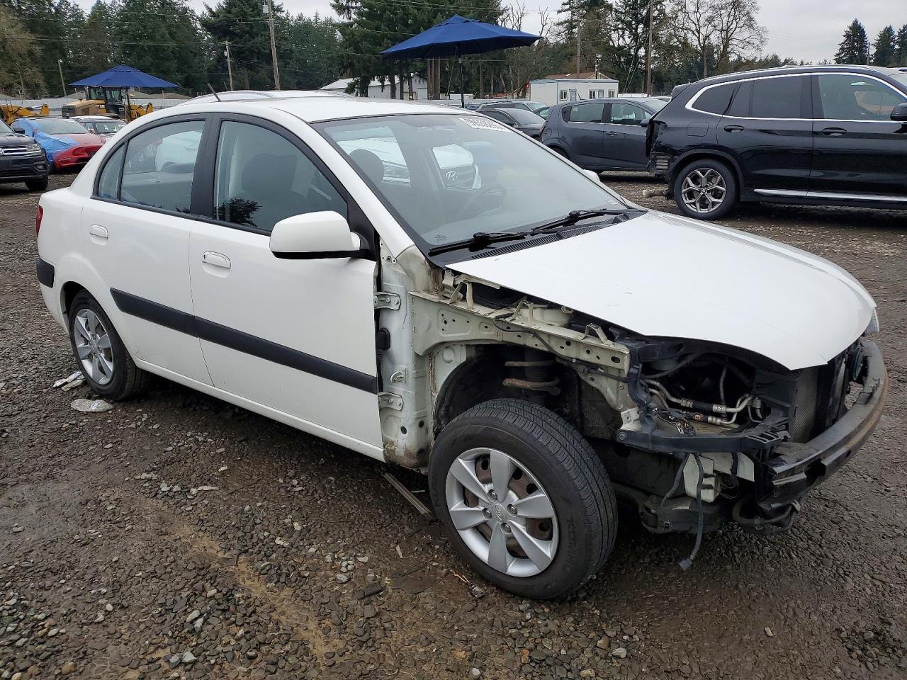 2009 KIA Rio Base