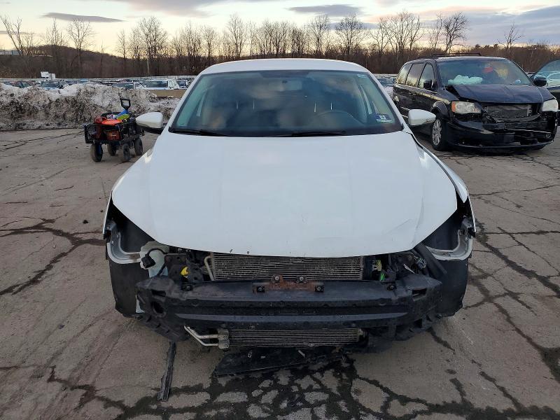 2017 Volkswagen Passat R-line