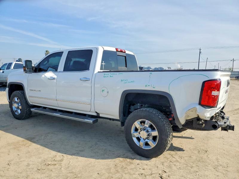 2017 GMC Sierra K3500 Denali