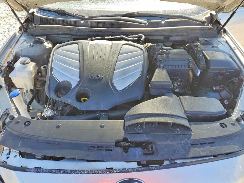 2014 KIA Cadenza Premium