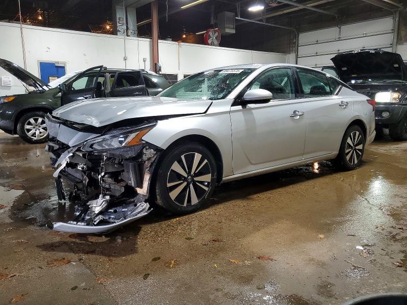 2022 Nissan Altima sv