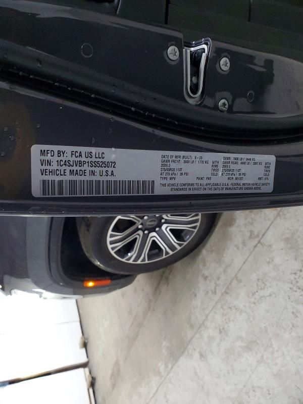 2025 Jeep Wagoneer Series ii