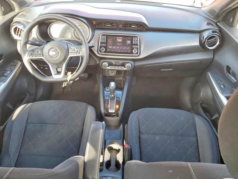 2019 Nissan Kicks s