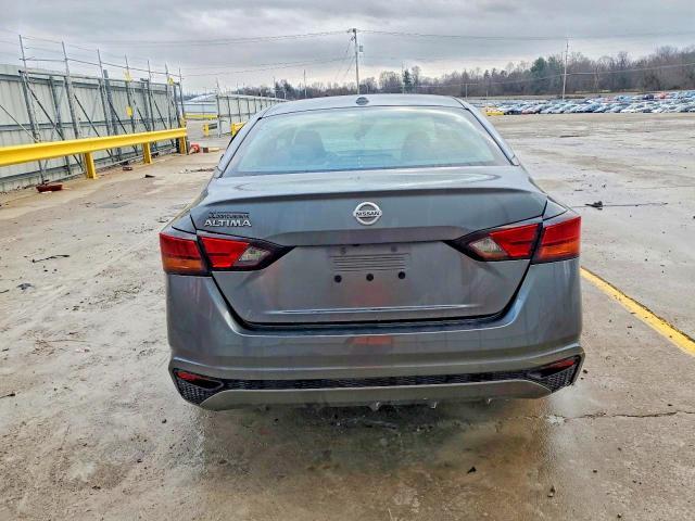 2020 Nissan Altima s