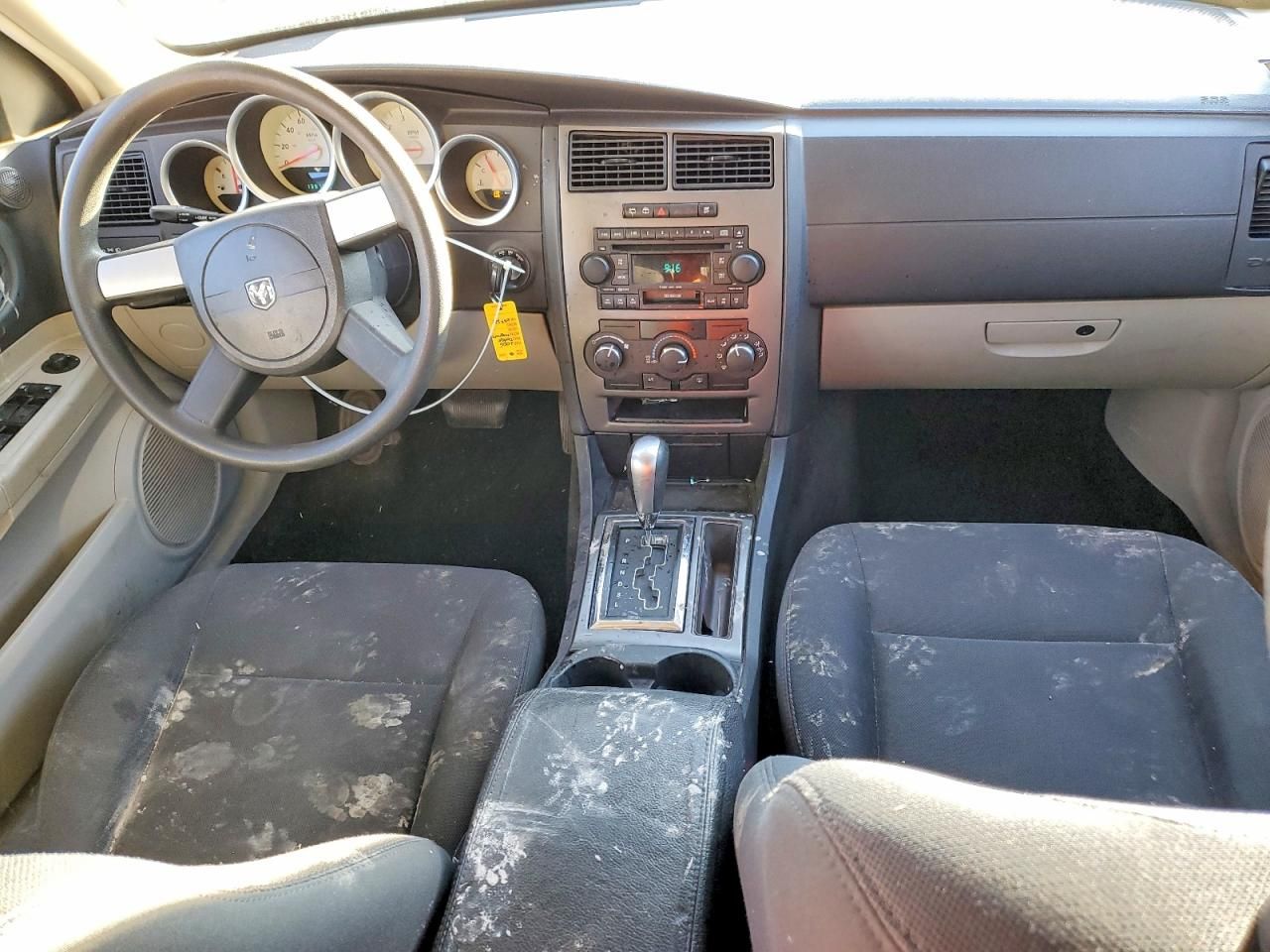 2005 Dodge Magnum sxt