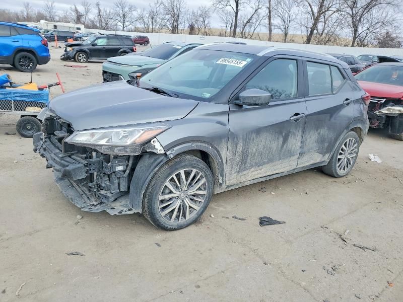 2021 Nissan Kicks sv
