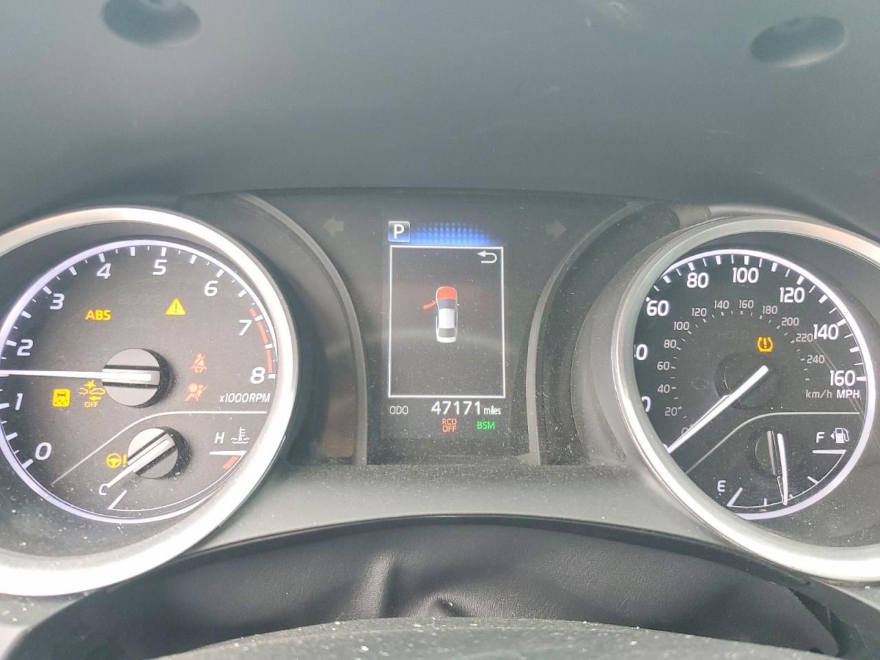 2024 Toyota Camry le