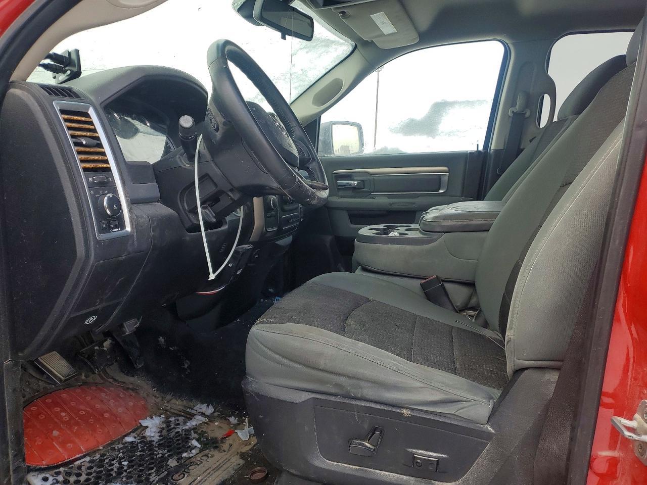 2013 Dodge Ram 1500 slt