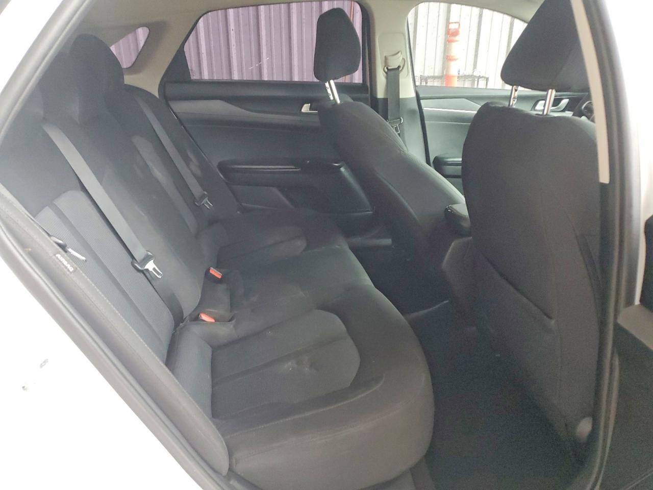 2021 KIA K5 lx