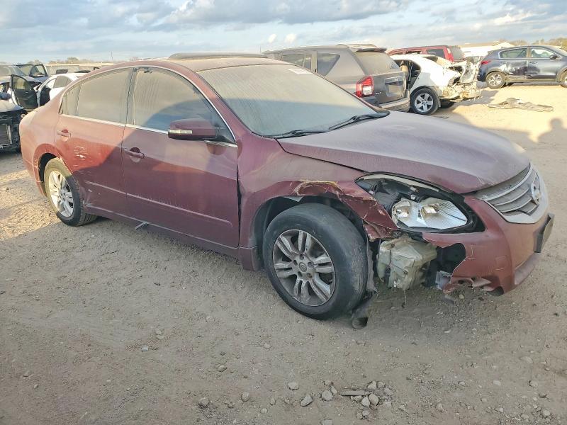 2010 Nissan Altima Base