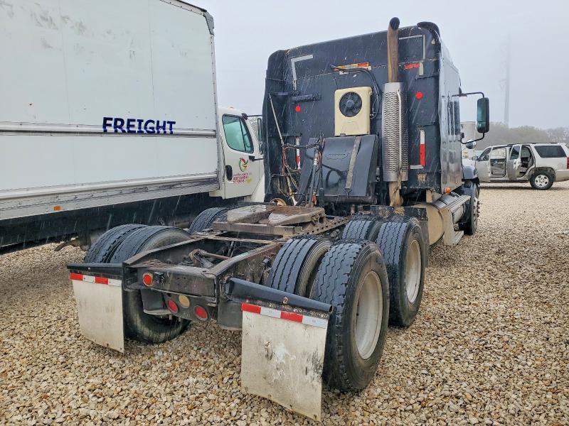 2000 Freightliner CC Conventional Semi Truck