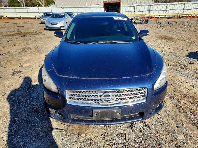 2009 Nissan Maxima s