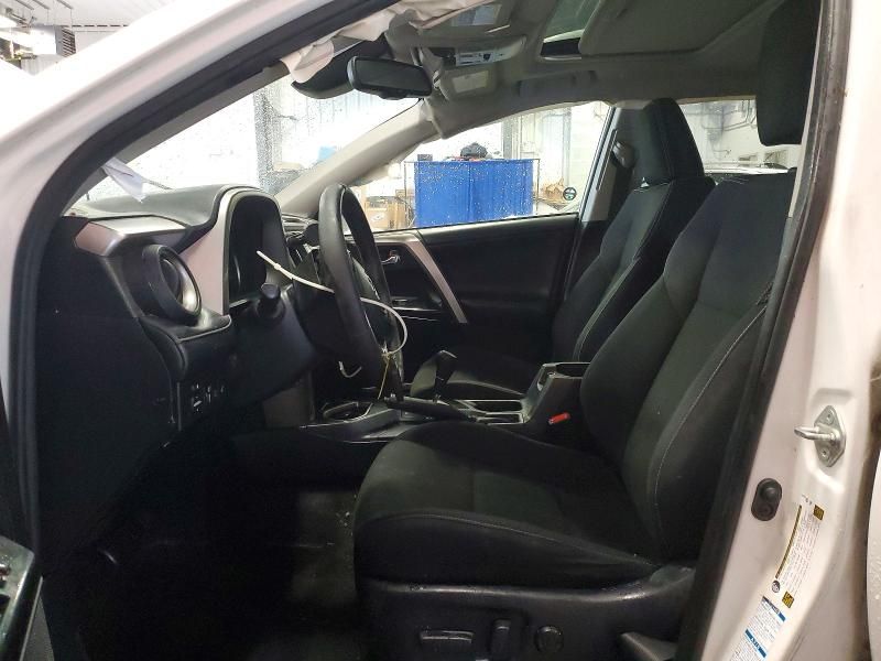 2018 Toyota Rav4 hv le