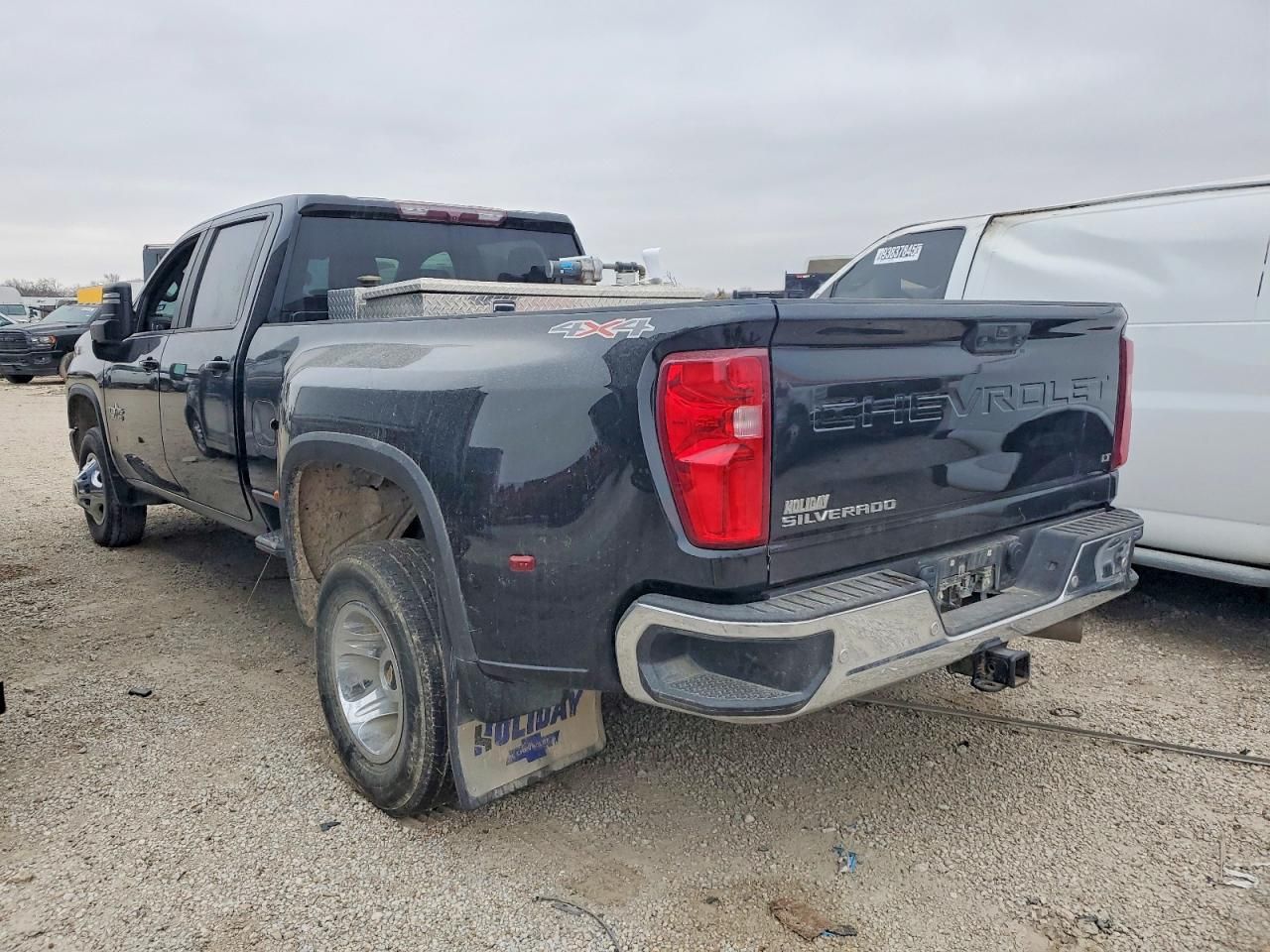 2022 Chevrolet Silverado K3500 LT