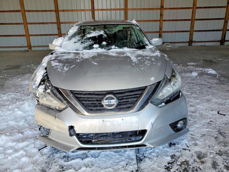 2017 Niss Altima 2.5