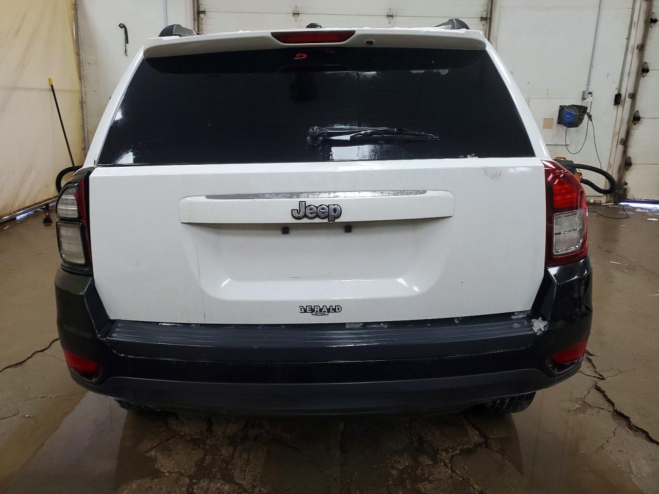 2016 Jeep Compass Sport
