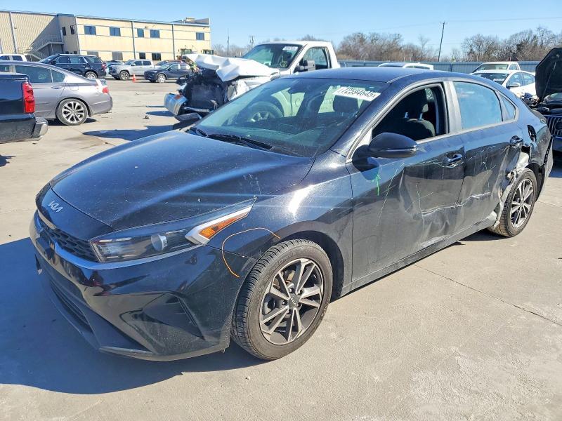 2022 KIA Forte fe