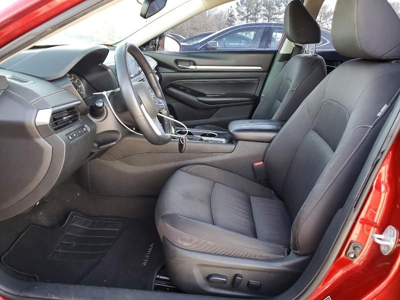 2020 Nissan Altima sv