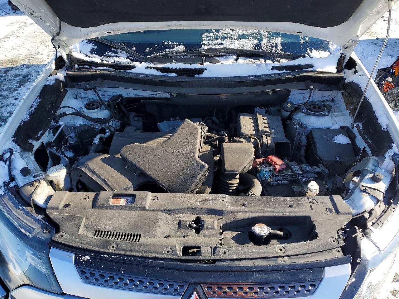 2019 Mitsubishi Outlander es