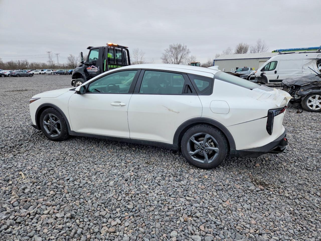 2025 KIA K4 lx