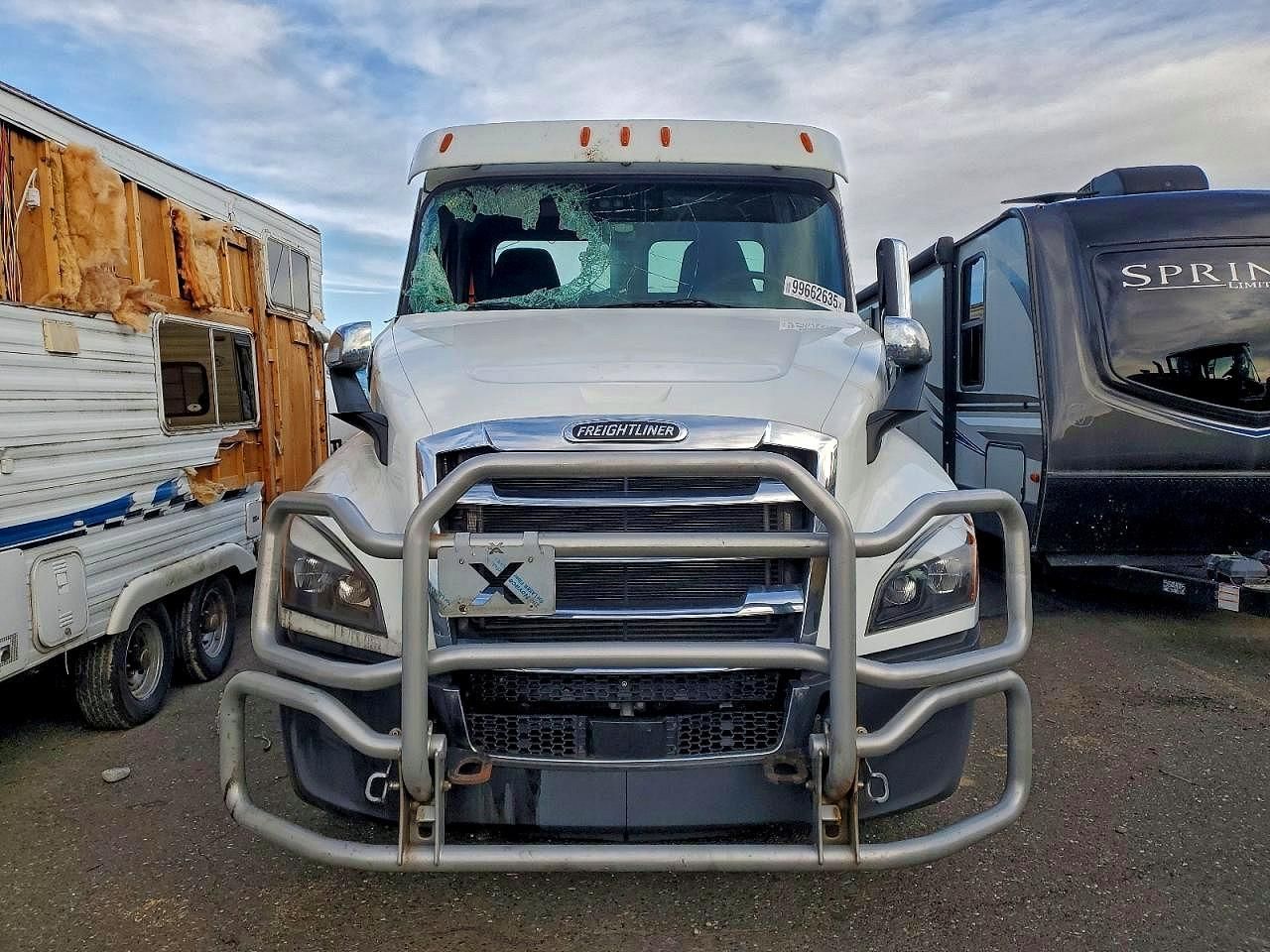 2023 Freightliner Cascadia 126 Semi Truck