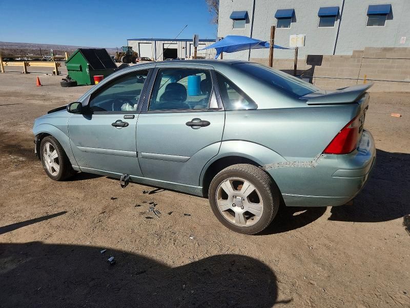 2005 Ford Focus ZX4