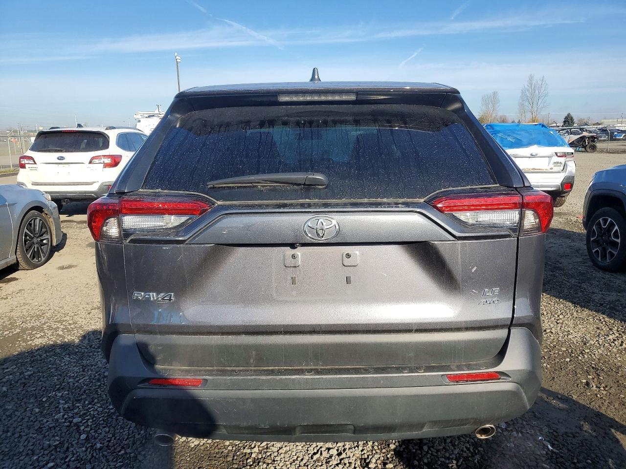 2025 Toyota Rav4 le