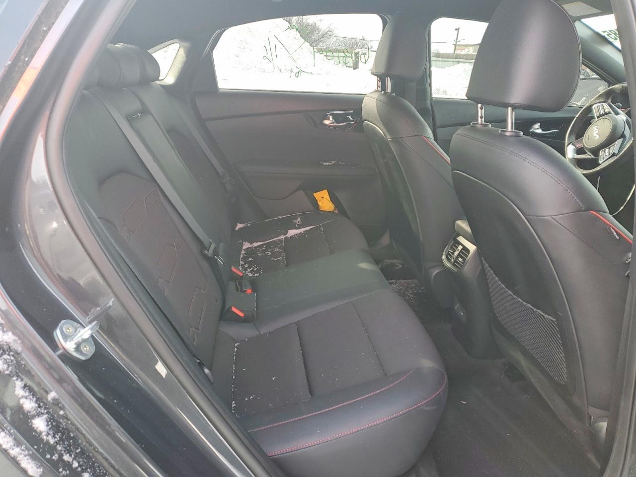 2023 KIA Forte gt