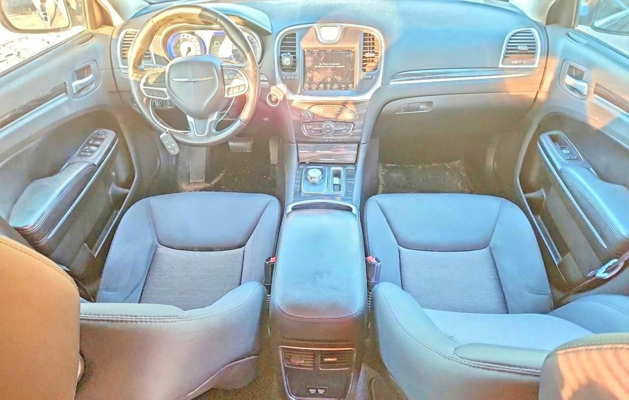 2019 Chrysler 300 Touring