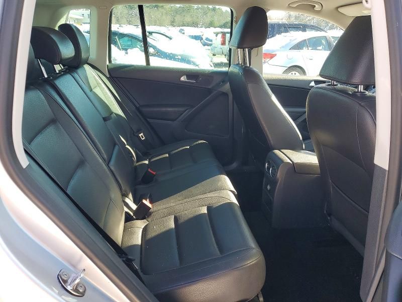 2012 Volkswagen Tiguan s