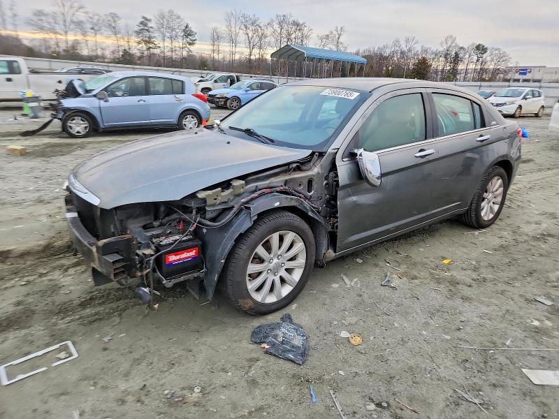 2013 Chrysler 200 Limited