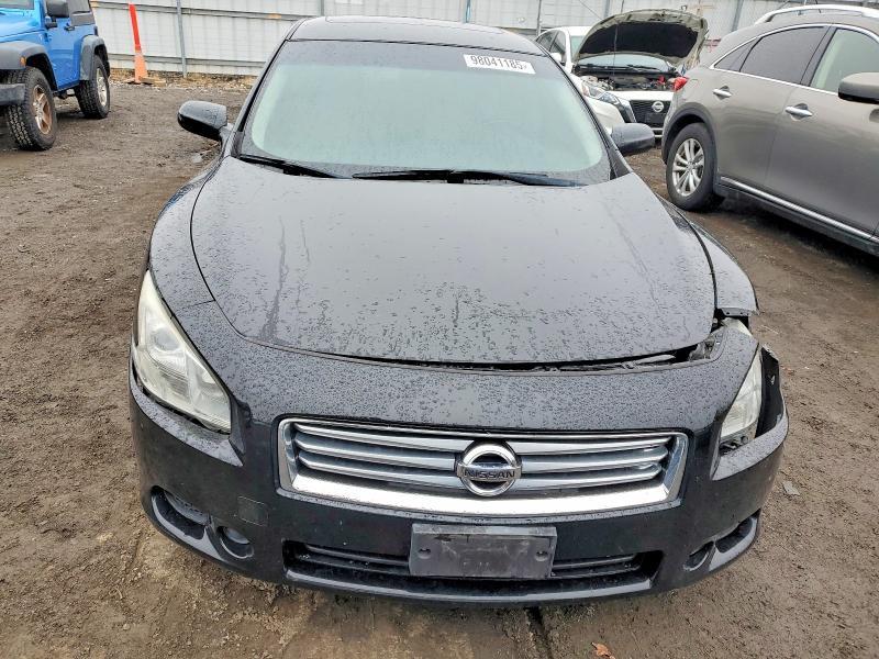 2013 Nissan Maxima s