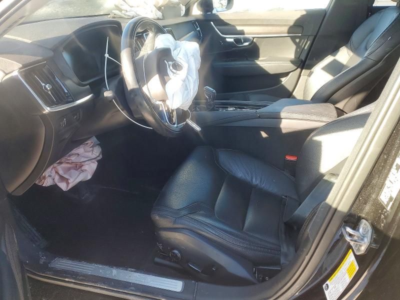 2017 Volvo V90 Cross Country T6 Inscription