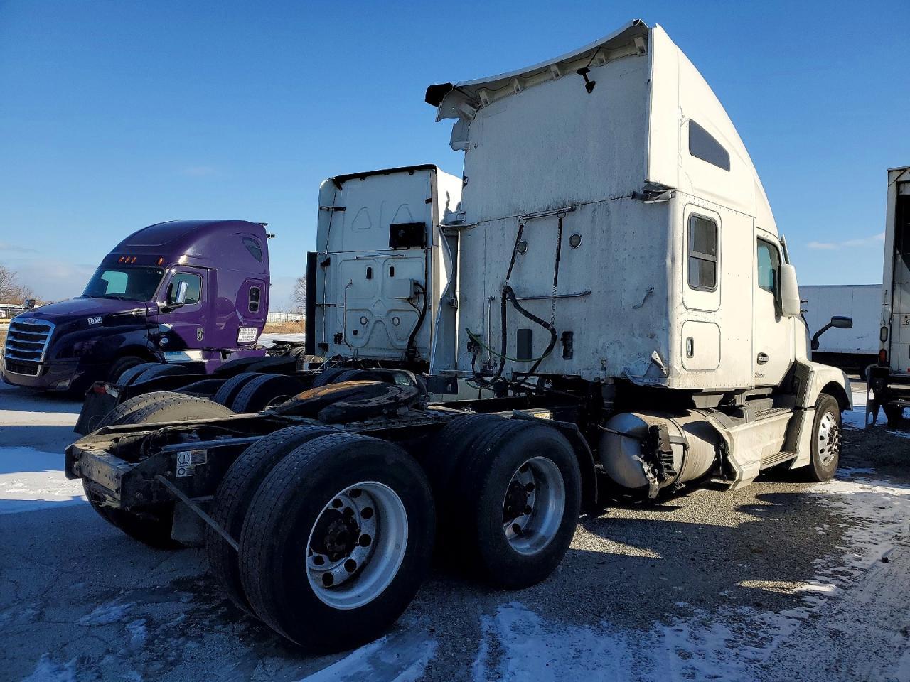 2022 Kenworth T680 Semi Truck