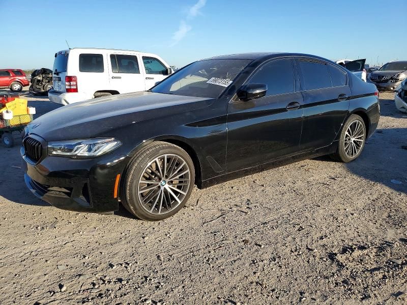 2022 BMW 530 i