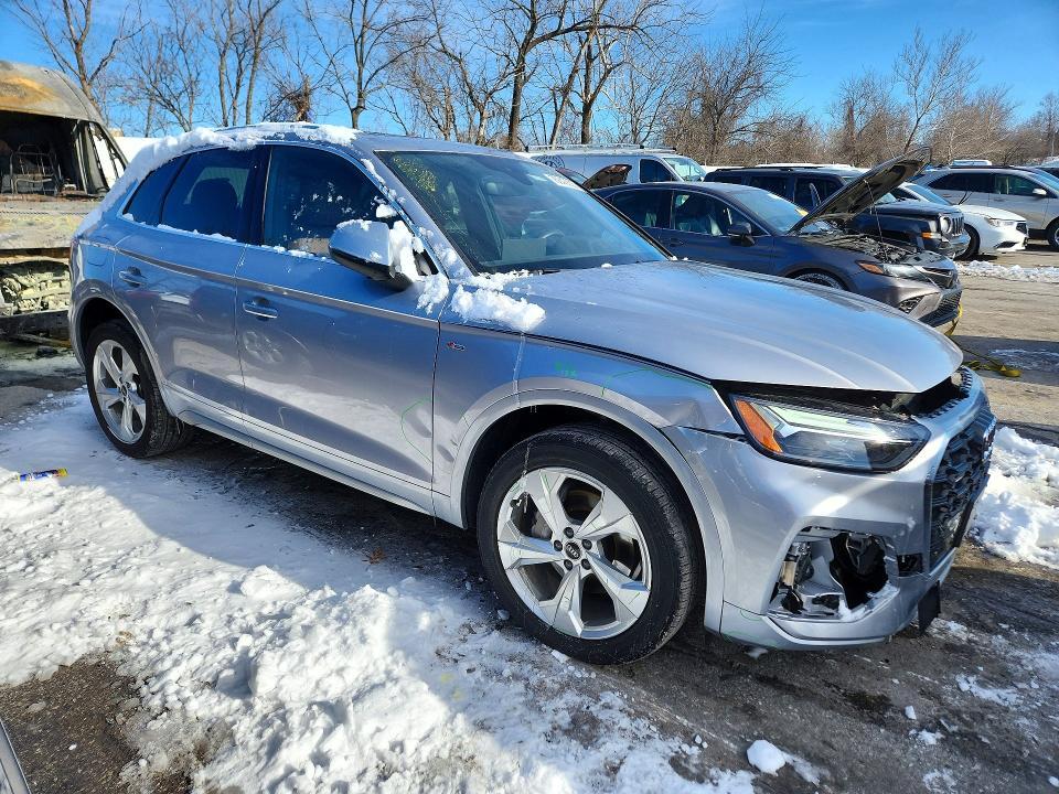 2022 Audi Q5 Premium Plus 45