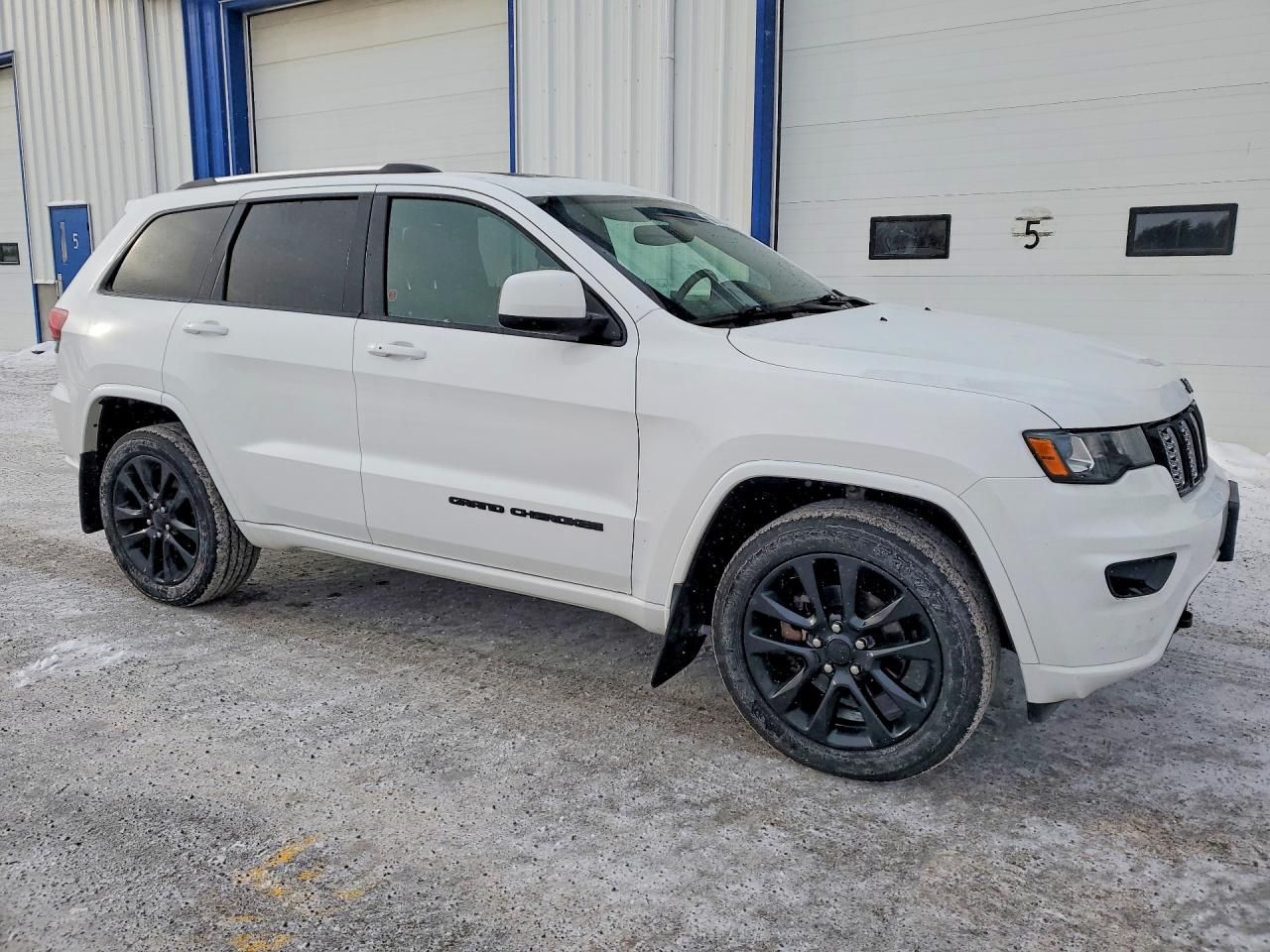 2019 Jeep Grand Cherokee Laredo