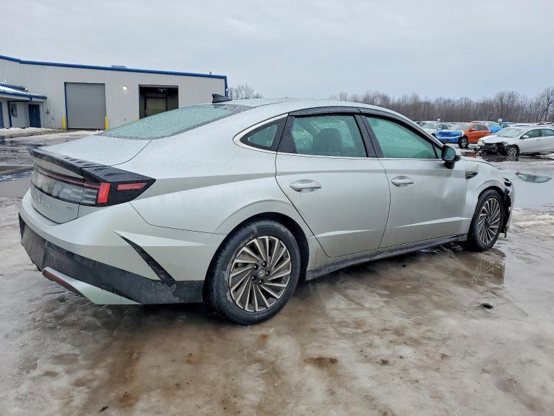2024 Hyundai Sonata Hybrid