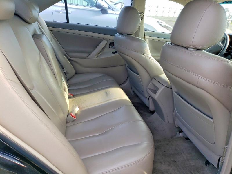 2009 Toyota Camry le