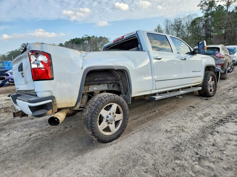 2015 GMC Sierra K2500 Denali