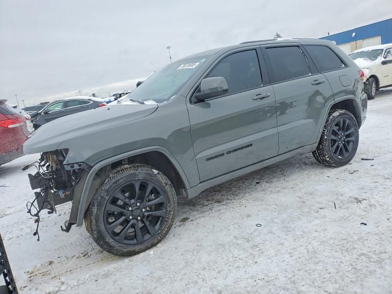 2020 Jeep Grand Cherokee Laredo