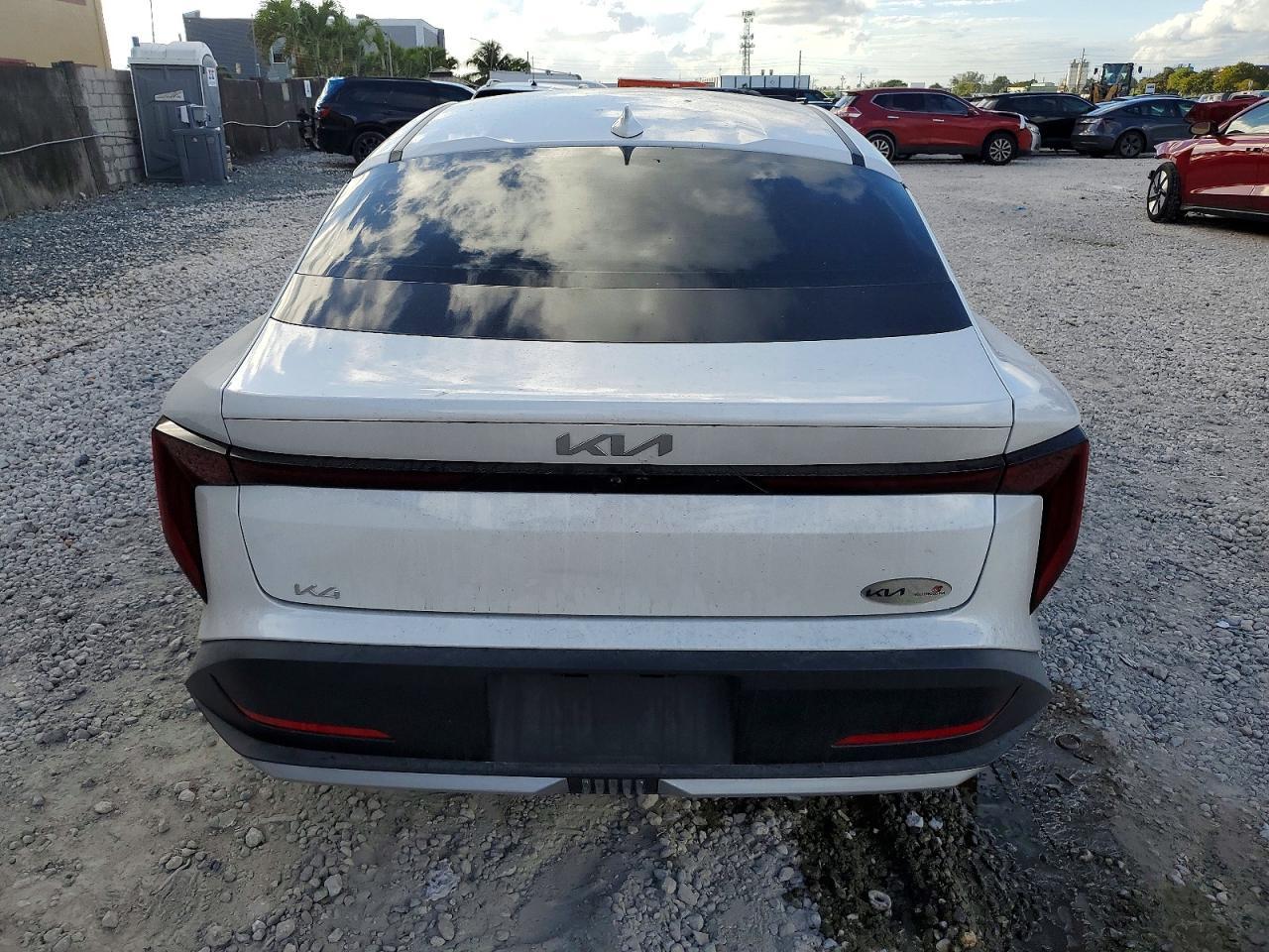 2025 KIA K4 ex
