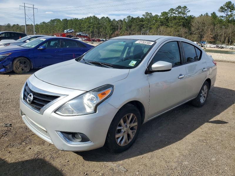 2018 Nissan Versa s