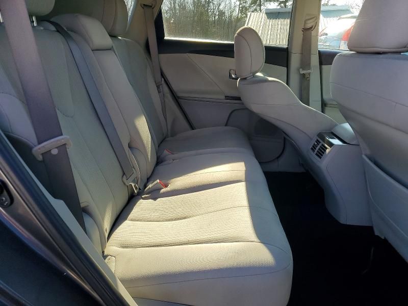 2013 Toyota Venza le