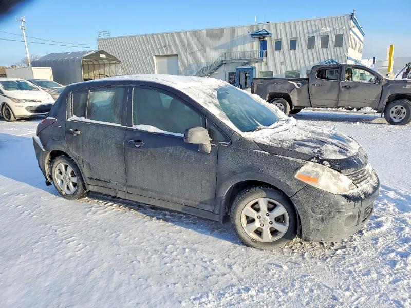 2009 Nissan Versa s