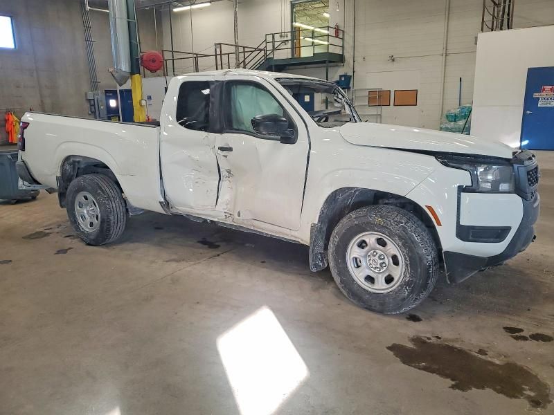 2025 Nissan Frontier s