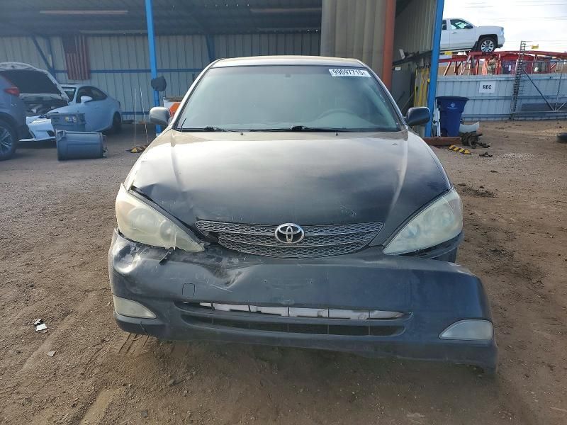 2004 Toyota Camry le