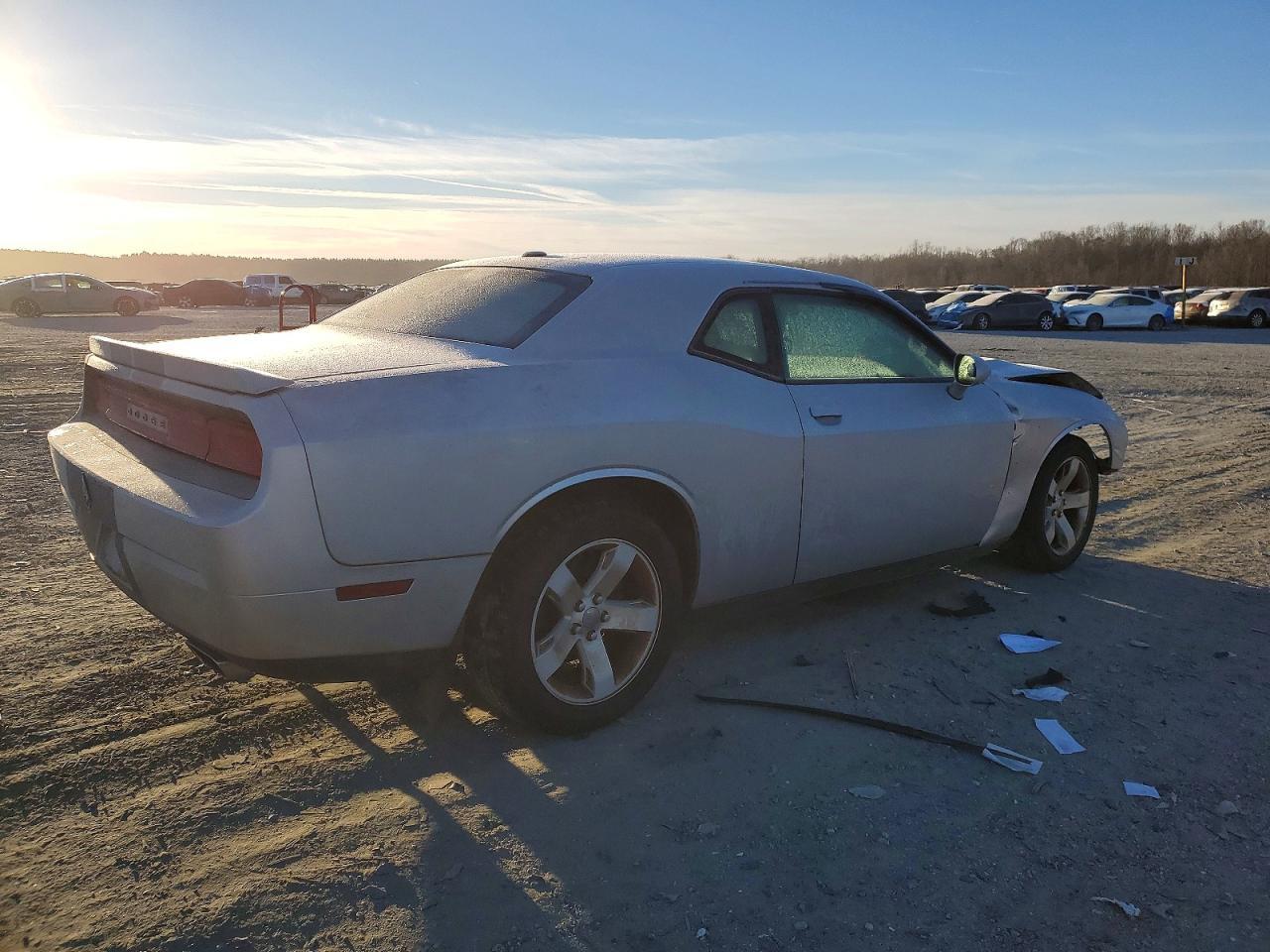 2012 Dodge Challenger sxt