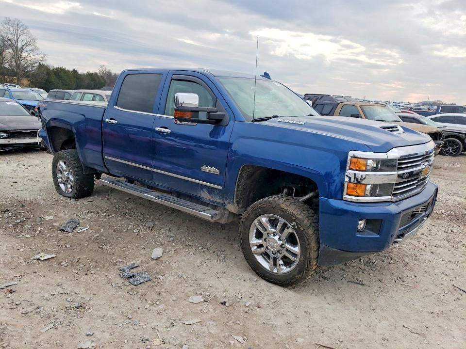 2017 Chevrolet Silverado K2500 High Country