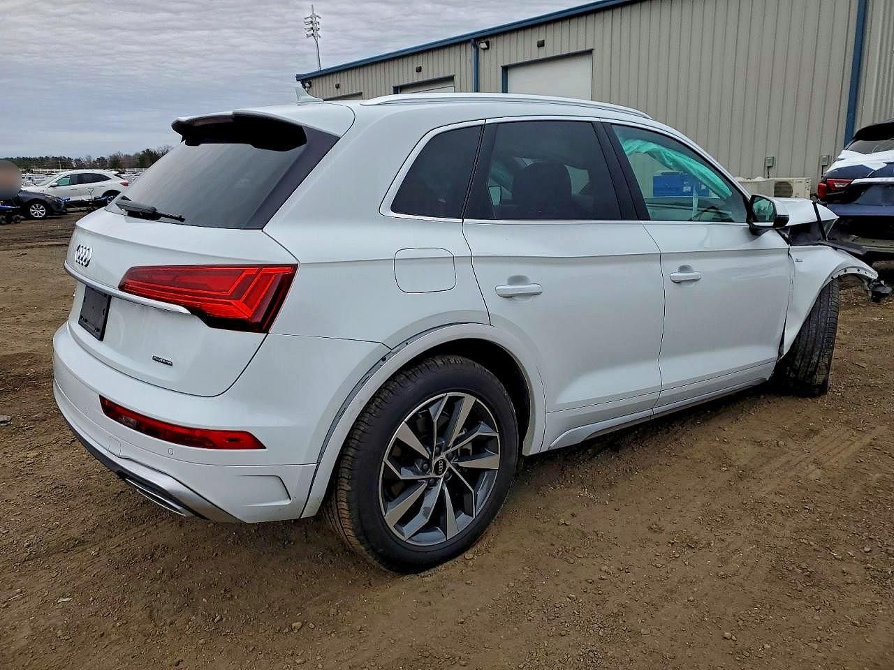 2022 Audi Q5 Premium Plus 45